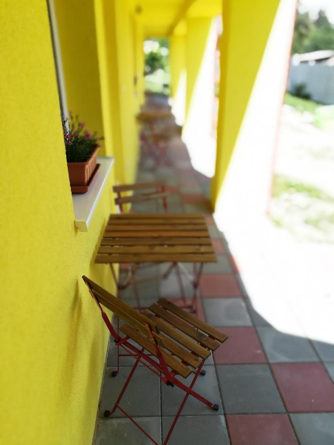Zlatno 66 Bed & Breakfast Zlate Moravce Ngoại thất bức ảnh
